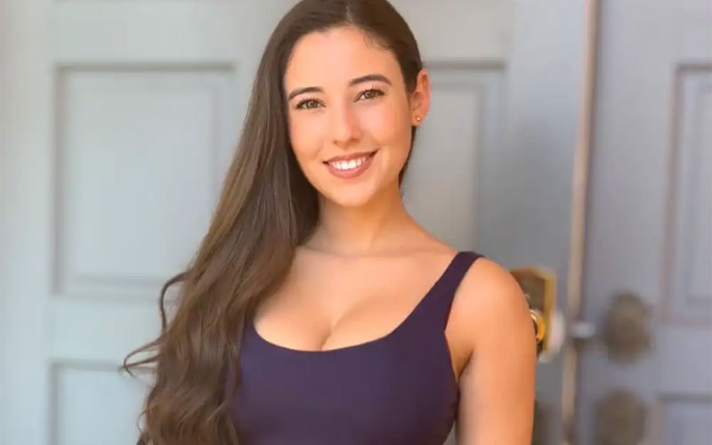 Angie Varona Nude (December 2024)