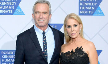 is cheryl hines still married to robert kennedy jr